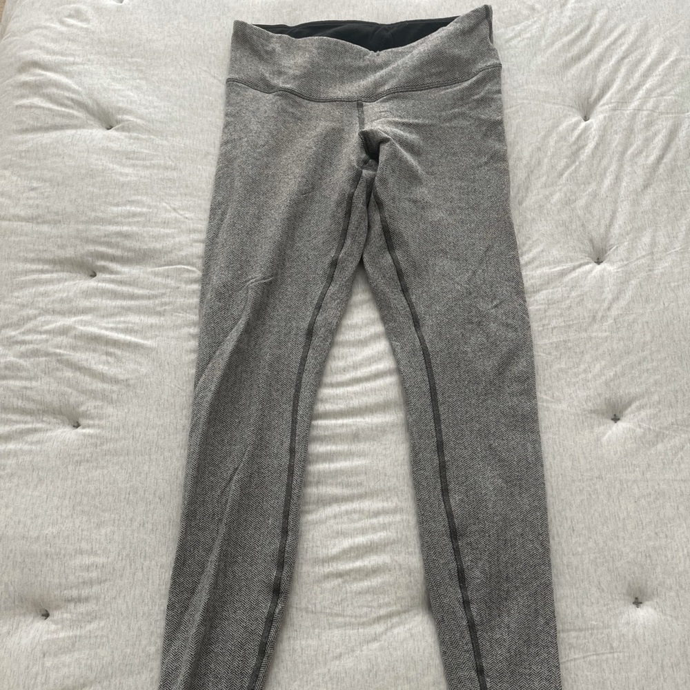 grey Lululemon size 6 leggings
